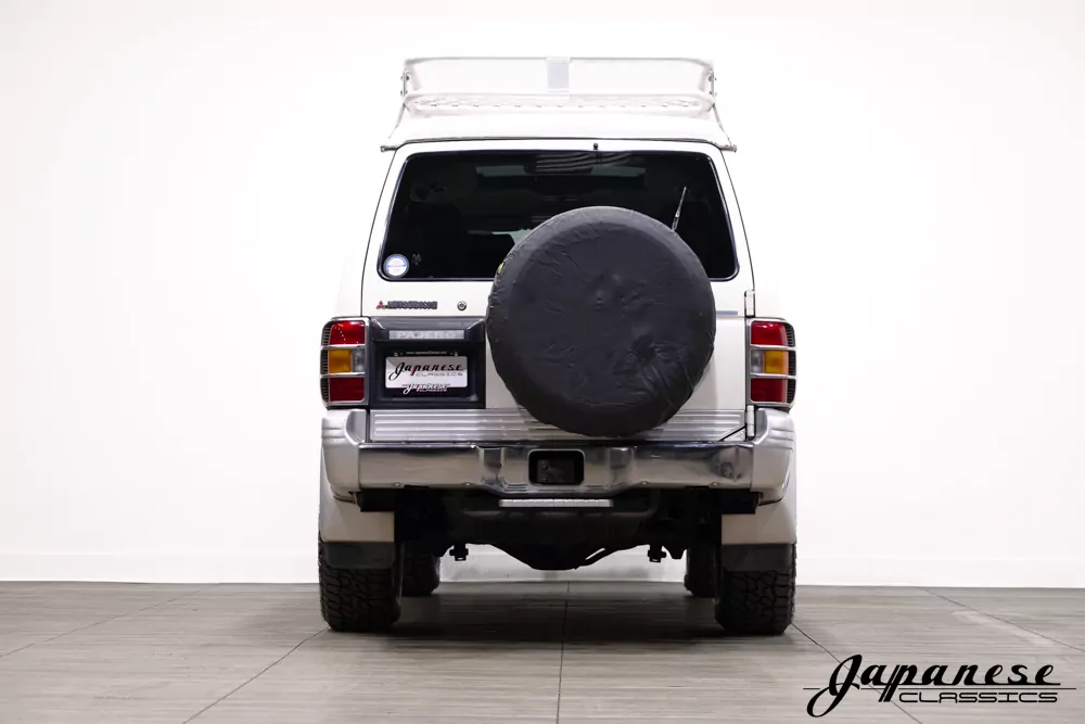 1997 Mitsubishi Pajero JDM car for sale — photo 7 of 25