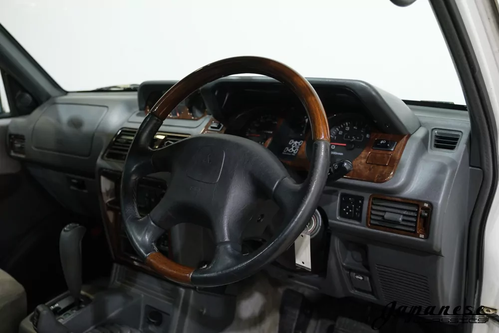 1997 Mitsubishi Pajero JDM car for sale — photo 13 of 25