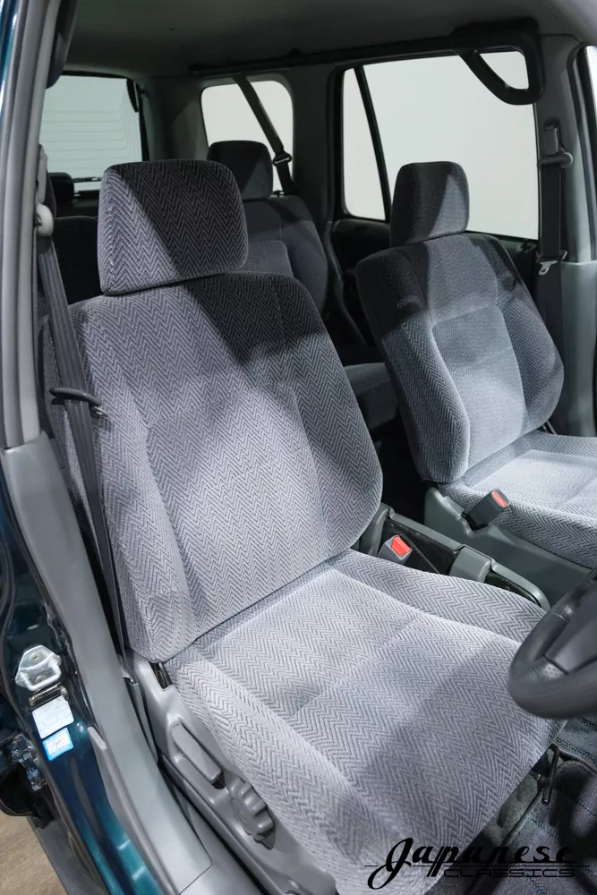 1996 Honda CR-V JDM car for sale — photo 15 of 25