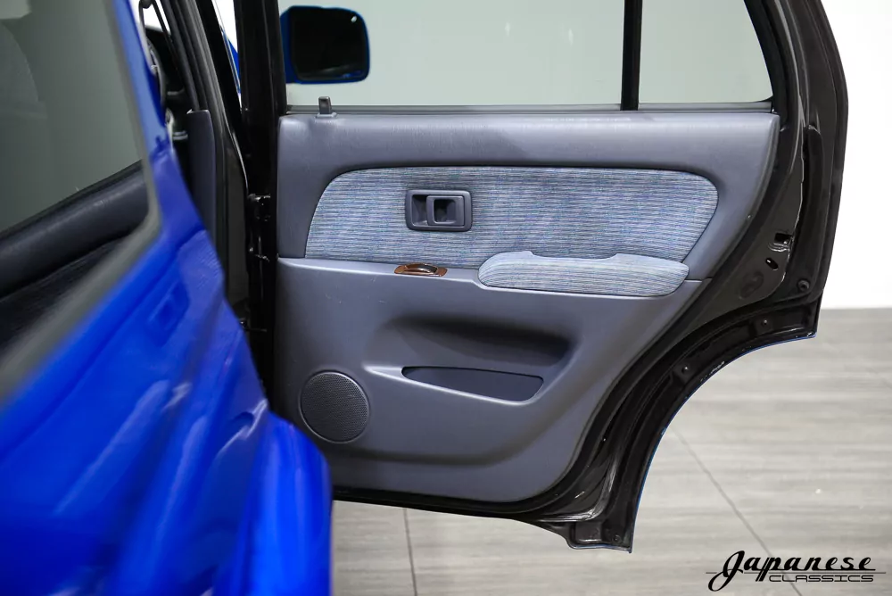 1997 Toyota Hilux Surf JDM car for sale — photo 22 of 25