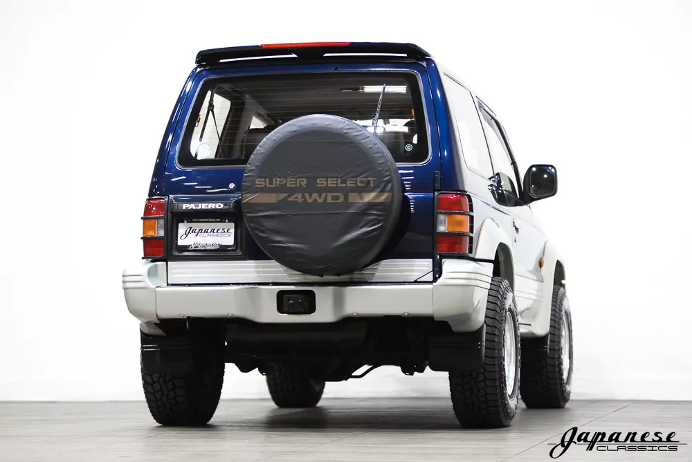 1993 Mitsubishi Pajero JDM car for sale — photo 8 of 25