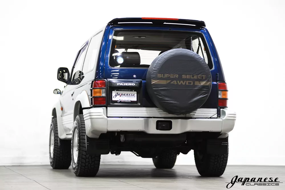 1993 Mitsubishi Pajero JDM car for sale — photo 6 of 25