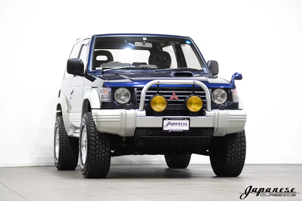 1993 Mitsubishi Pajero JDM car for sale — photo 3 of 25