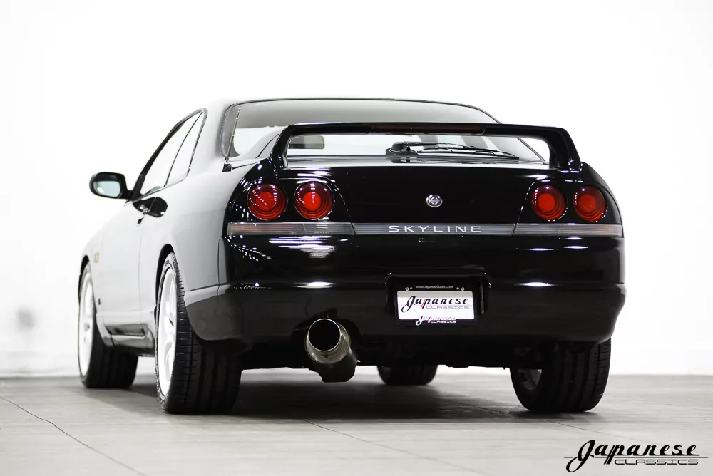 1993 Nissan Skyline JDM car for sale — photo 6 of 25