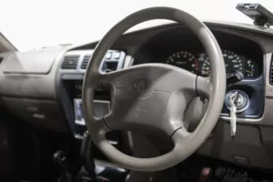 1997 Hilux Surf 2.7L Locked