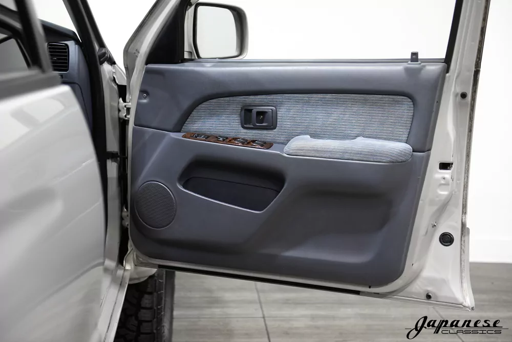1997 Toyota Hilux Surf JDM car for sale — photo 20 of 25
