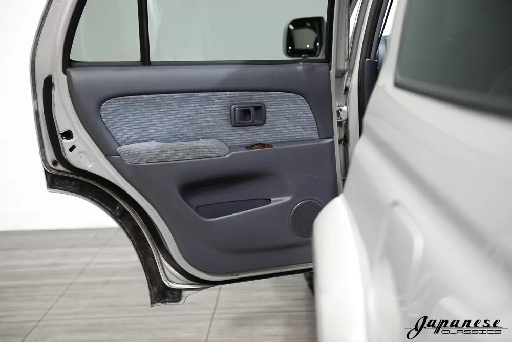 1997 Toyota Hilux Surf JDM car for sale — photo 21 of 25