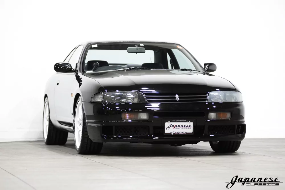 1993 Nissan Skyline JDM car for sale — photo 3 of 25