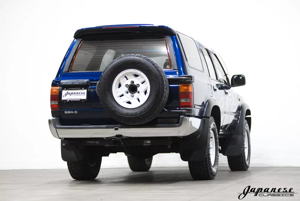 1992 Toyota Hilux Surf JDM car for sale — photo 8 of 25