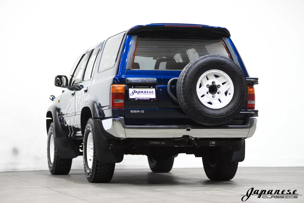 1992 Toyota Hilux Surf JDM car for sale — photo 6 of 25