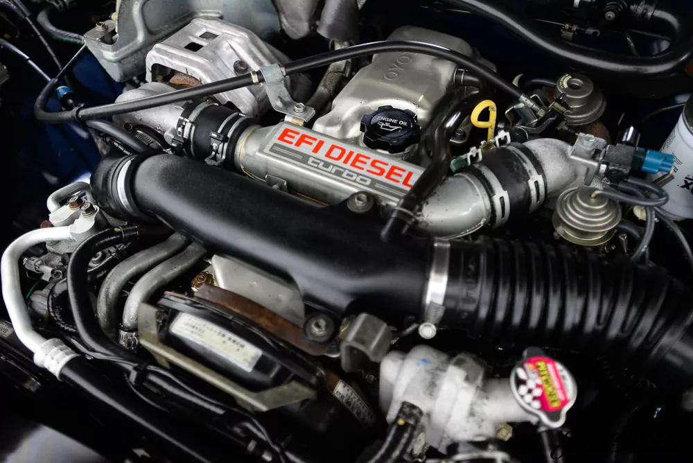 1992 Toyota Hilux Surf JDM car for sale — photo 25 of 25