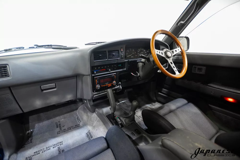 1994 Toyota Hilux Surf JDM car for sale — photo 9 of 25