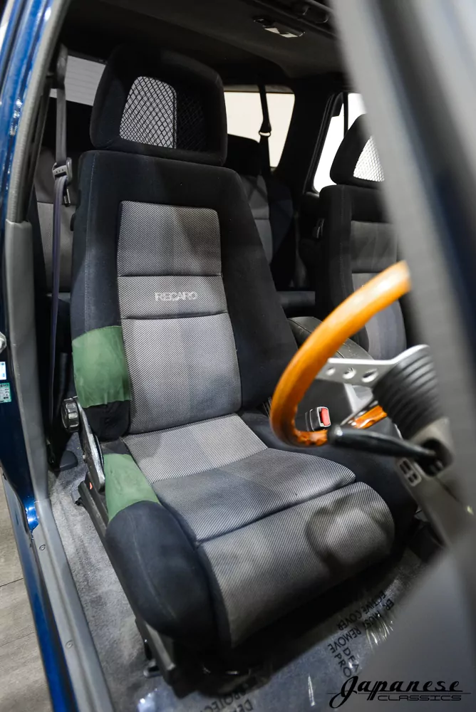1994 Toyota Hilux Surf JDM car for sale — photo 15 of 25
