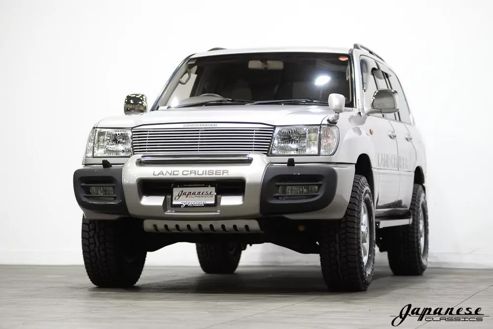 1998 Toyota Land Cruiser V8 – Japanese Classics