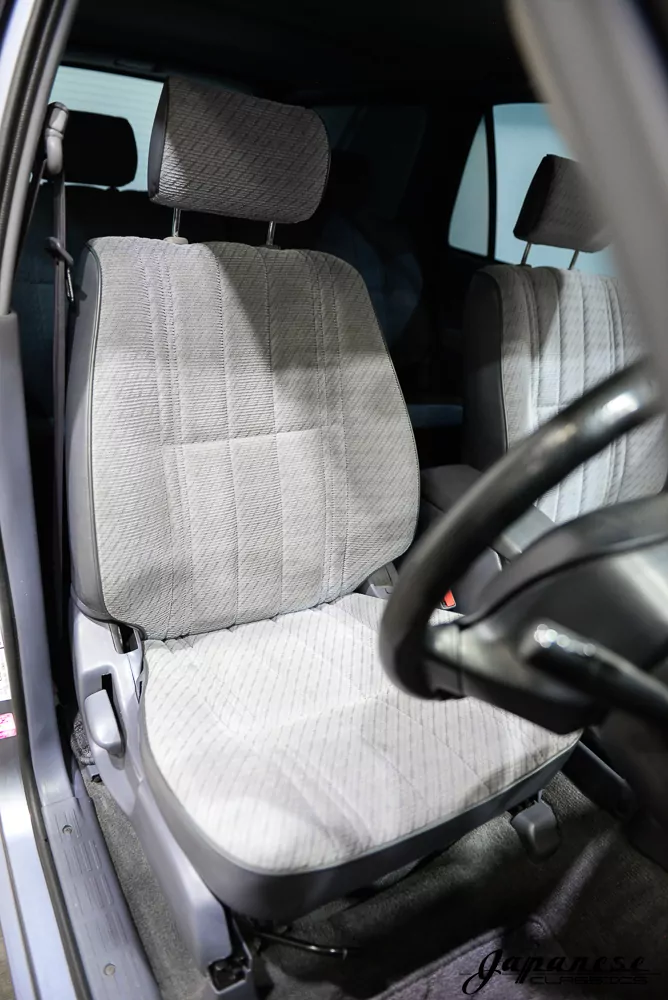 1996 Toyota Hilux Surf JDM car for sale — photo 15 of 25