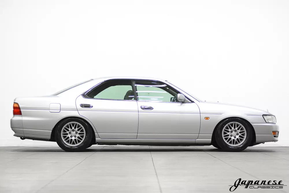 1998 Nissan Laurel JDM car for sale — photo 5 of 25