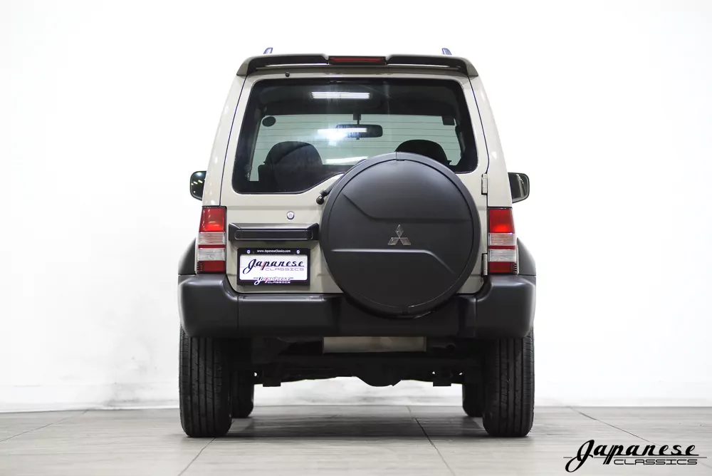 1997 Mitsubishi Pajero JDM car for sale — photo 7 of 25