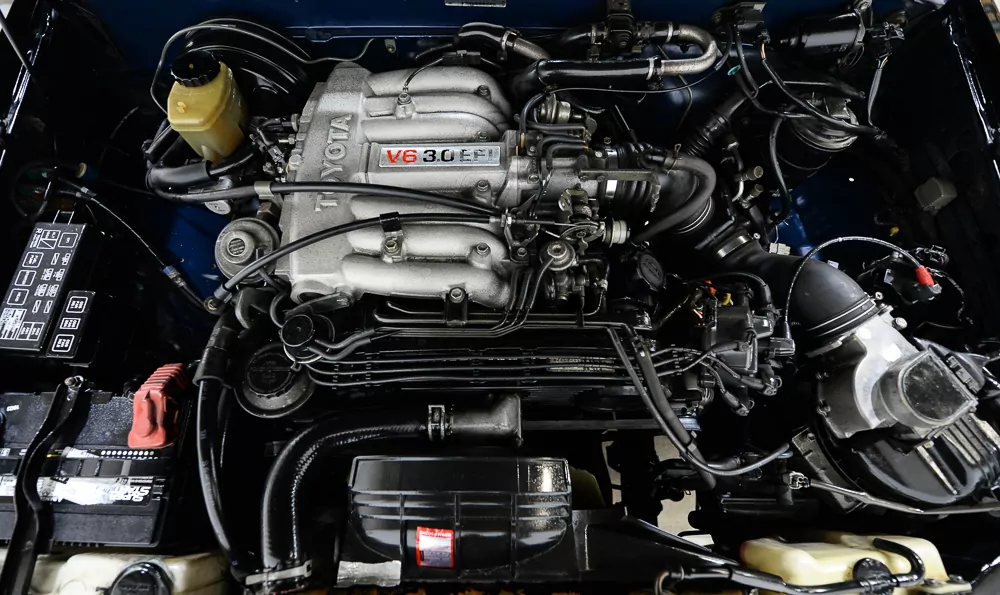1994 Toyota Hilux Surf JDM car for sale — photo 24 of 25