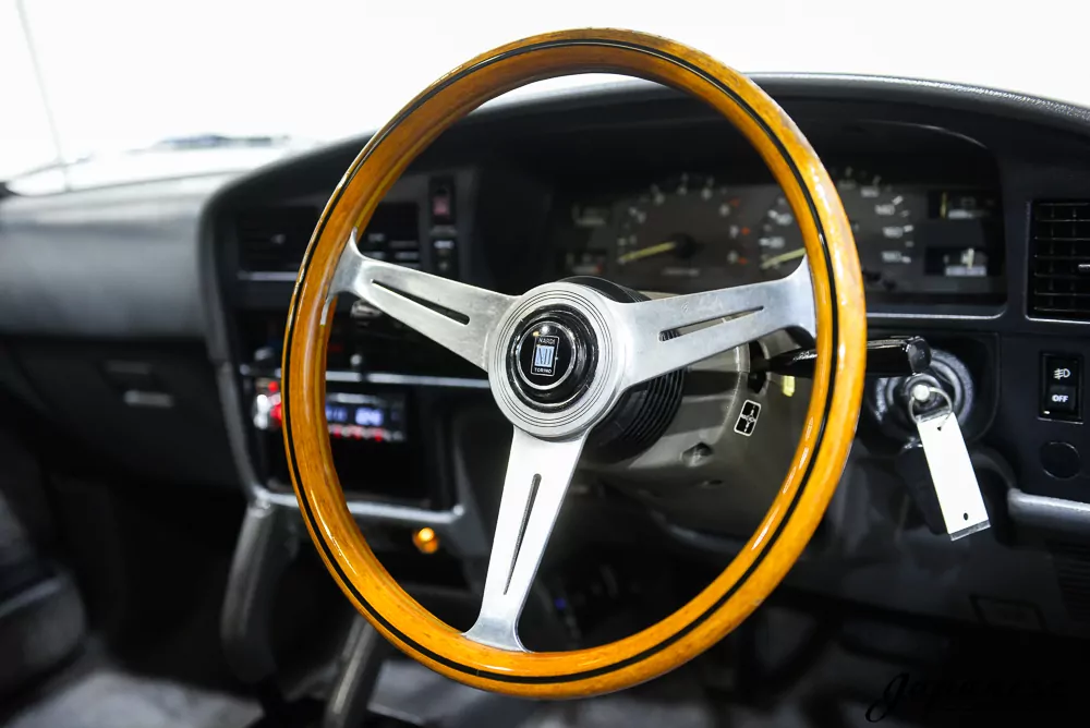 1994 Toyota Hilux Surf JDM car for sale — photo 12 of 25