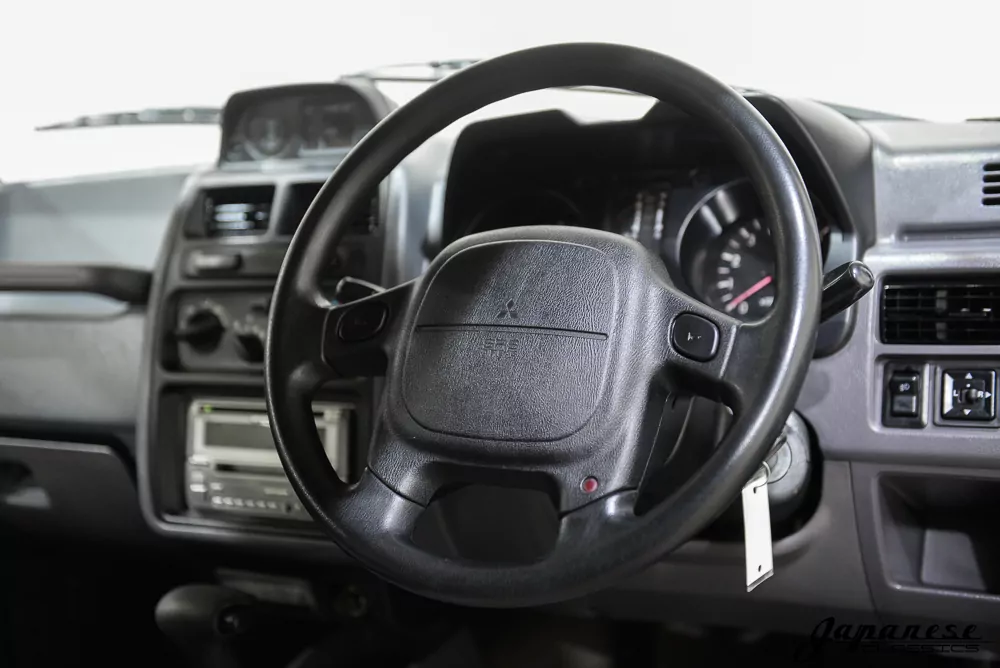1997 Mitsubishi Pajero JDM car for sale — photo 12 of 25