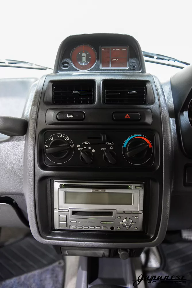 1997 Mitsubishi Pajero JDM car for sale — photo 11 of 25