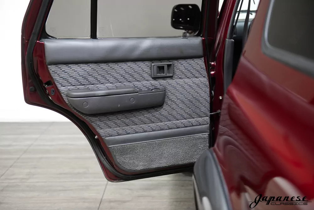 1993 Toyota Hilux Surf JDM car for sale — photo 20 of 25
