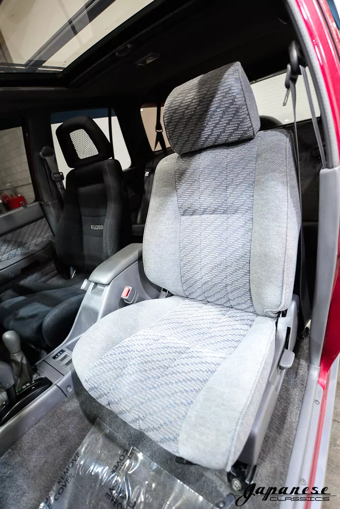 1993 Toyota Hilux Surf JDM car for sale — photo 15 of 25