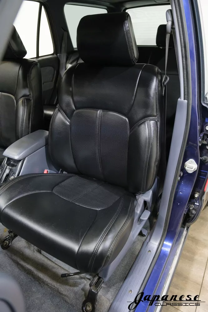 1996 Toyota Hilux Surf JDM car for sale — photo 17 of 25