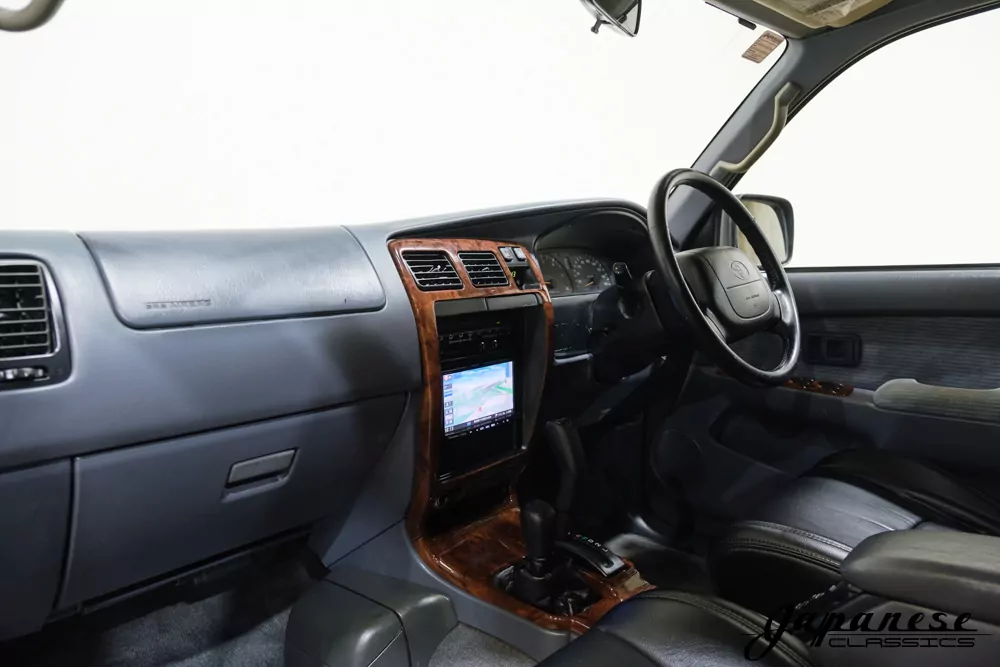1996 Toyota Hilux Surf JDM car for sale — photo 9 of 25