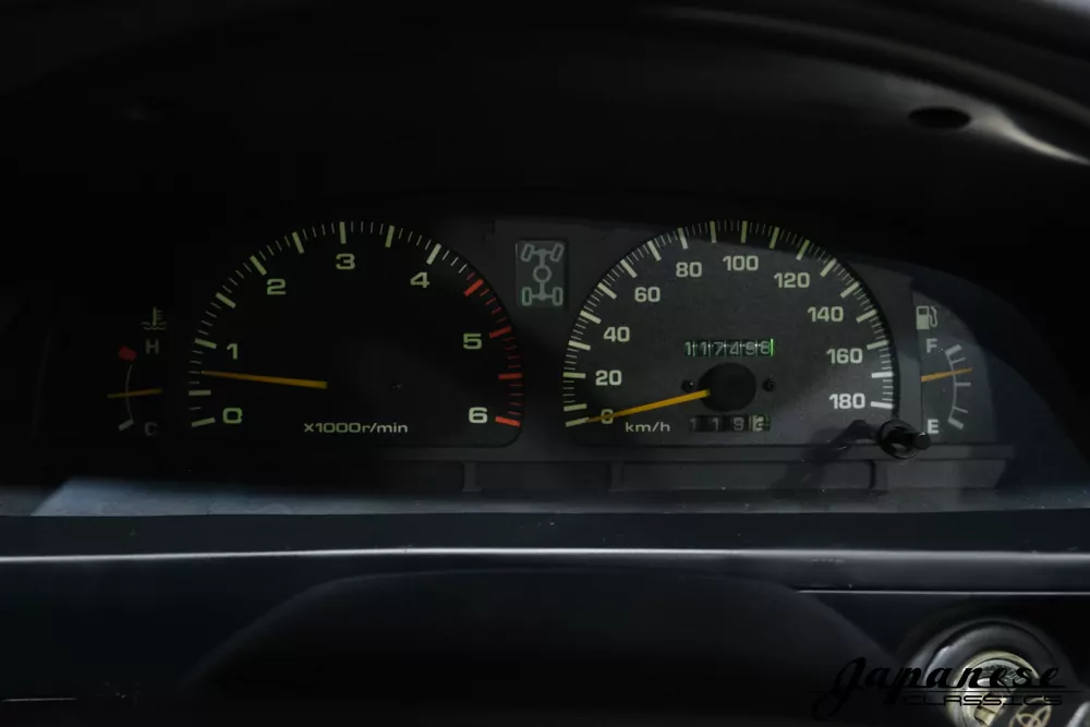 1996 Toyota Hilux Surf JDM car for sale — photo 14 of 25