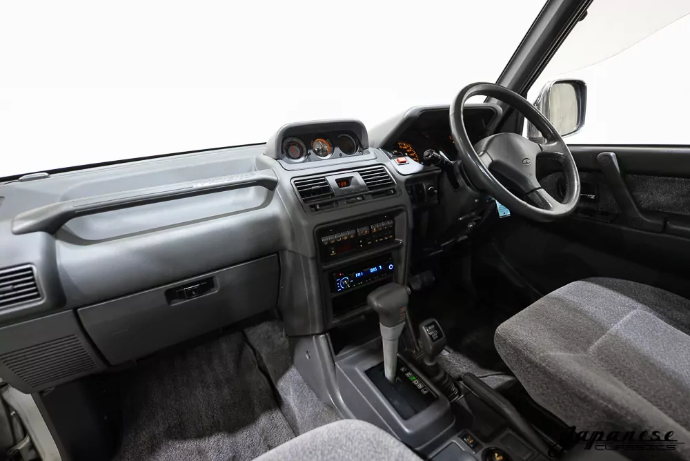 1995 Mitsubishi Pajero JDM car for sale — photo 9 of 25
