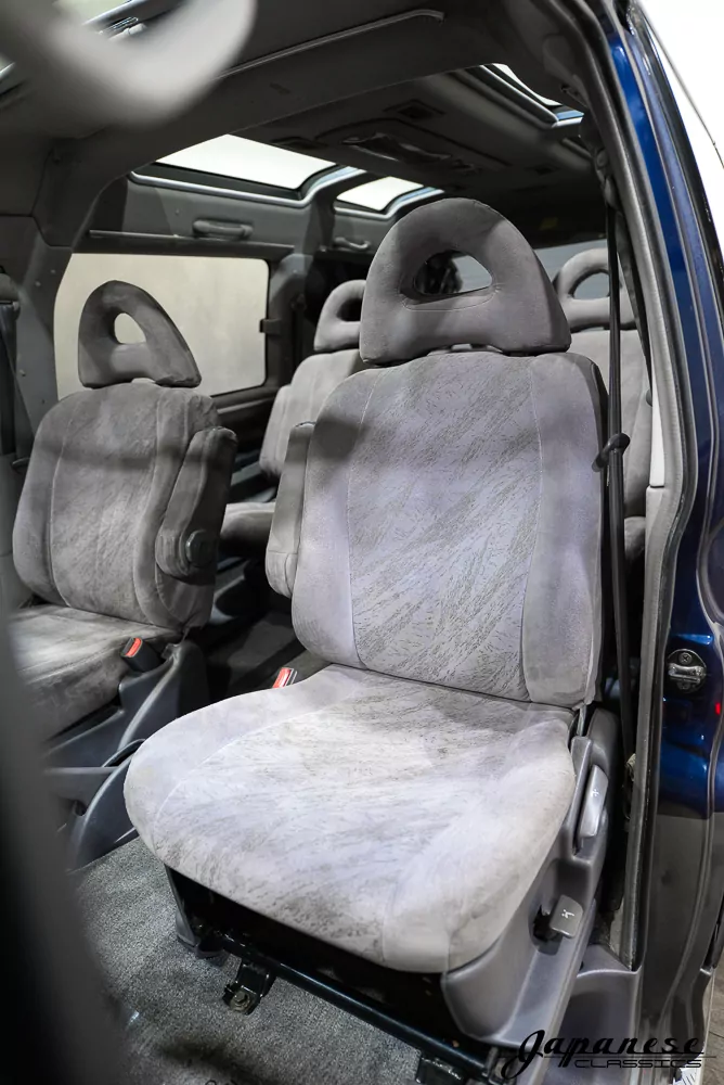 1996 Mitsubishi Delica JDM car for sale — photo 16 of 25