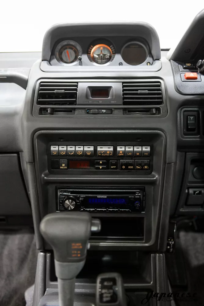 1995 Mitsubishi Pajero JDM car for sale — photo 11 of 25