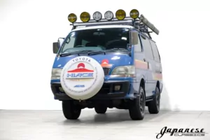 Ultra Racing Hiace 1996 HiAce Super Custom 4WD – Japanese Classics