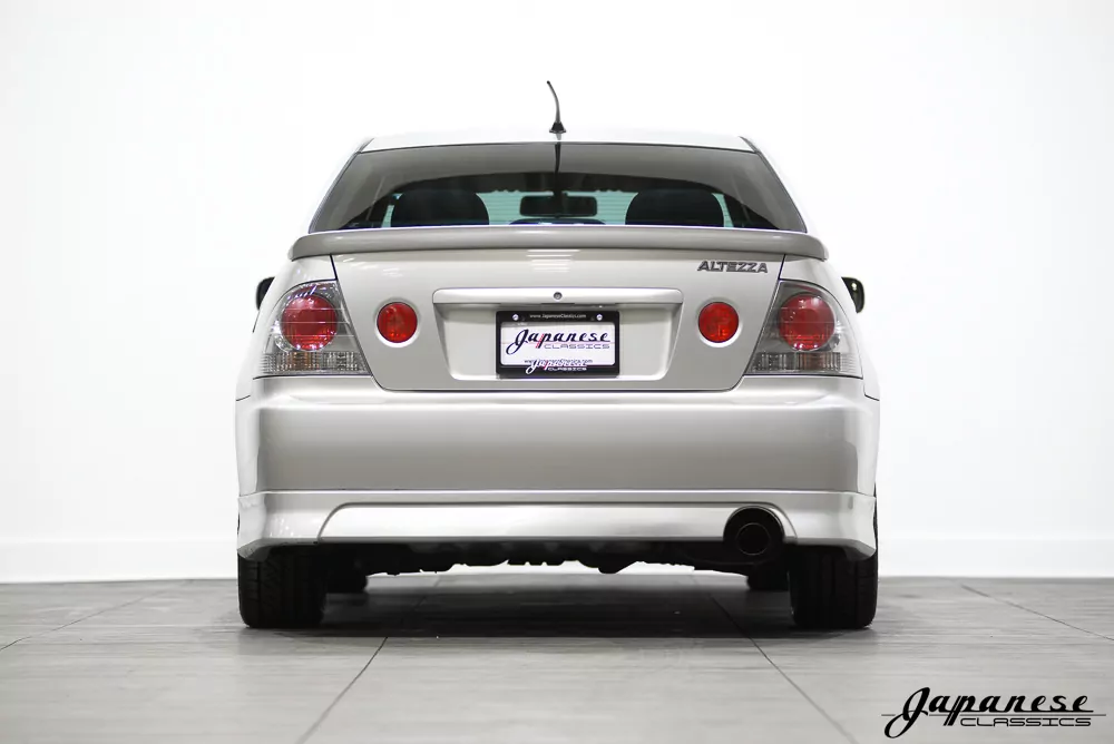 1998 Toyota Altezza JDM car for sale — photo 7 of 25