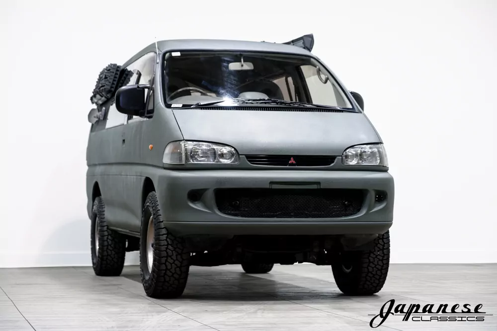1994 Delica Space Gear V6 – Japanese Classics