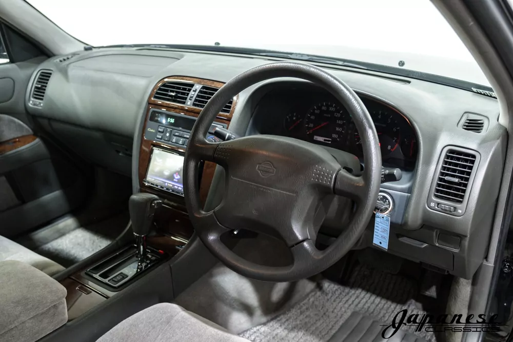 1997 Nissan Cedric JDM car for sale — photo 13 of 25