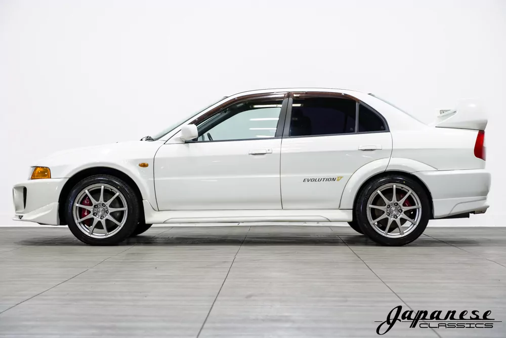 1998 Mitsubishi Evolution V – Japanese Classics