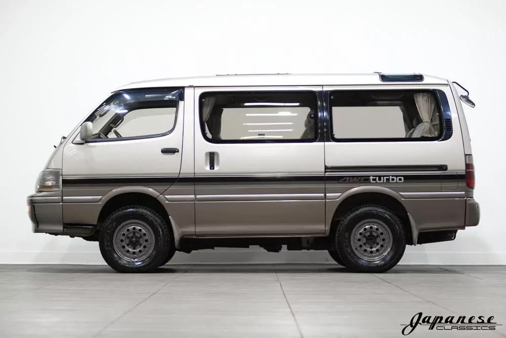 1993 Toyota HiAce JDM car for sale — photo 4 of 25