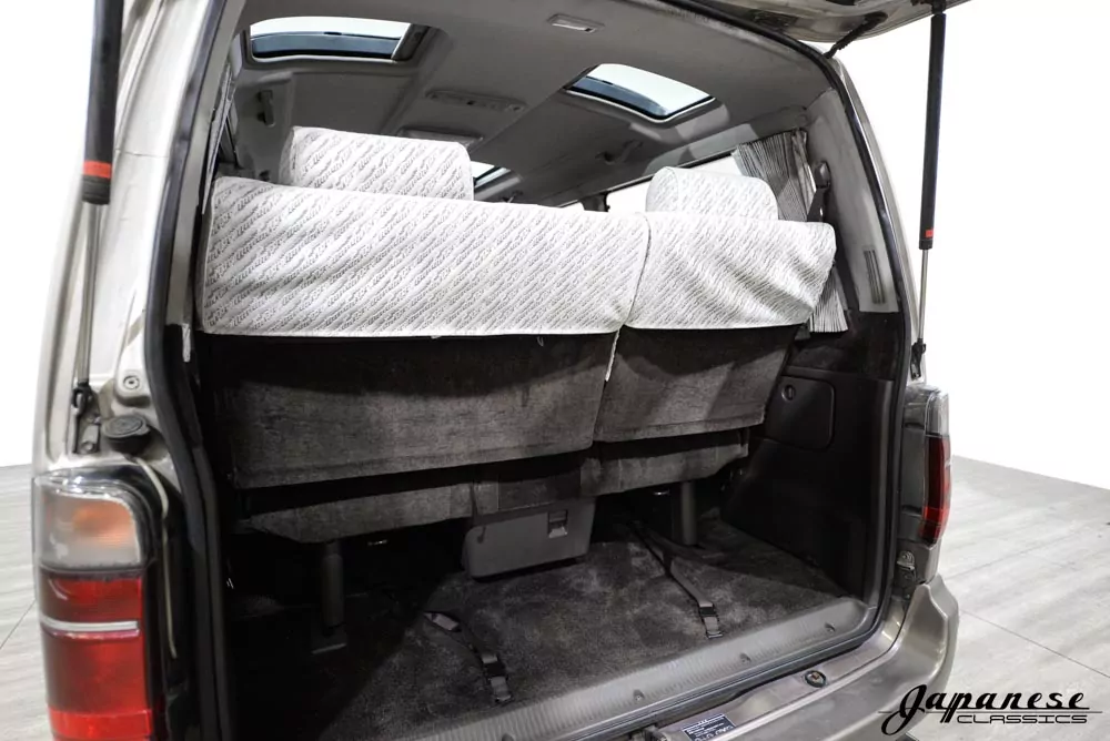 1993 Toyota HiAce JDM car for sale — photo 20 of 25