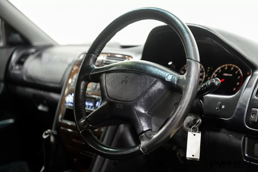 1996 Mitsubishi Galant JDM car for sale — photo 10 of 25