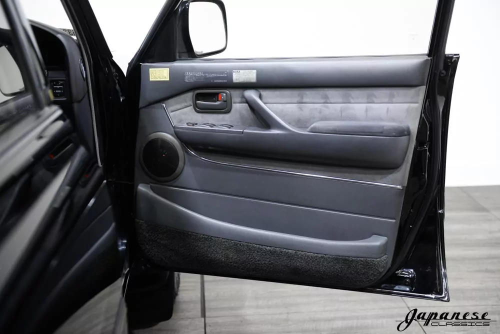 1993 Toyota Land Cruiser JDM car for sale — photo 21 of 25