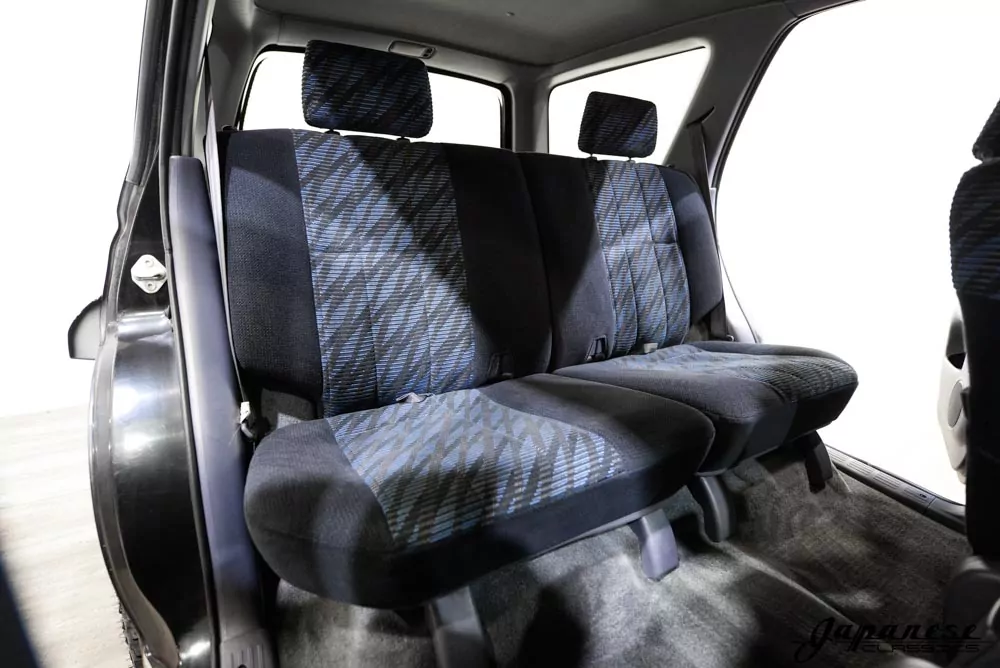 1999 Toyota Hilux Surf JDM car for sale — photo 17 of 25