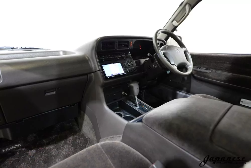 1993 Toyota HiAce JDM car for sale — photo 9 of 25