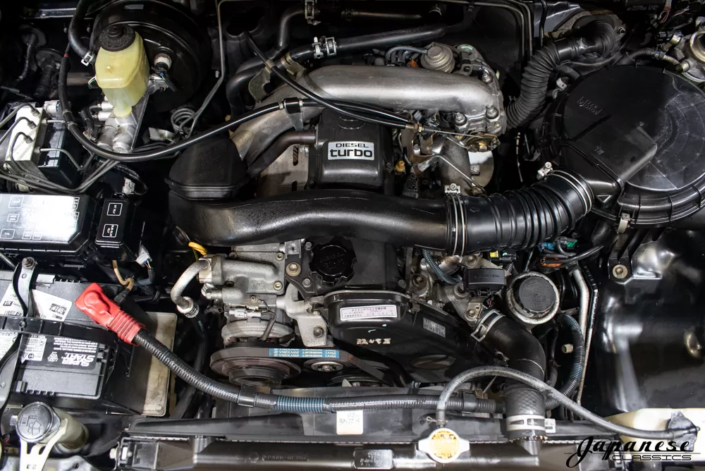 1997 Toyota Hilux Surf JDM car for sale — photo 23 of 25