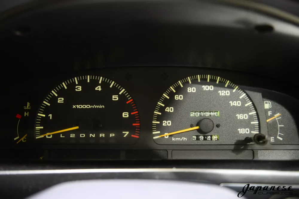 1998 Toyota Hilux Surf JDM car for sale — photo 13 of 25