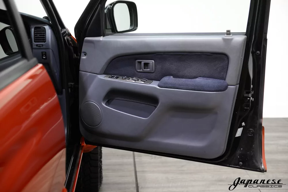 1998 Toyota Hilux Surf JDM car for sale — photo 18 of 25