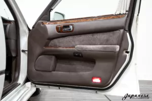 1996 Nissan Cima V8