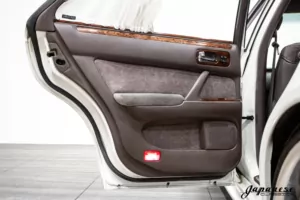 1996 Nissan Cima V8