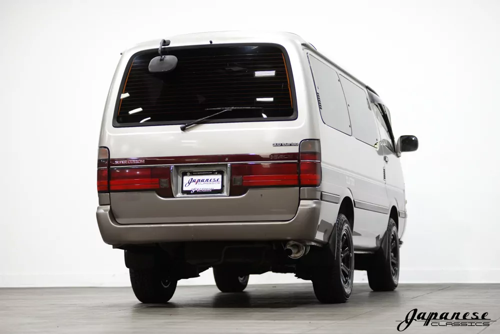 1995 Toyota HiAce JDM car for sale — photo 8 of 25